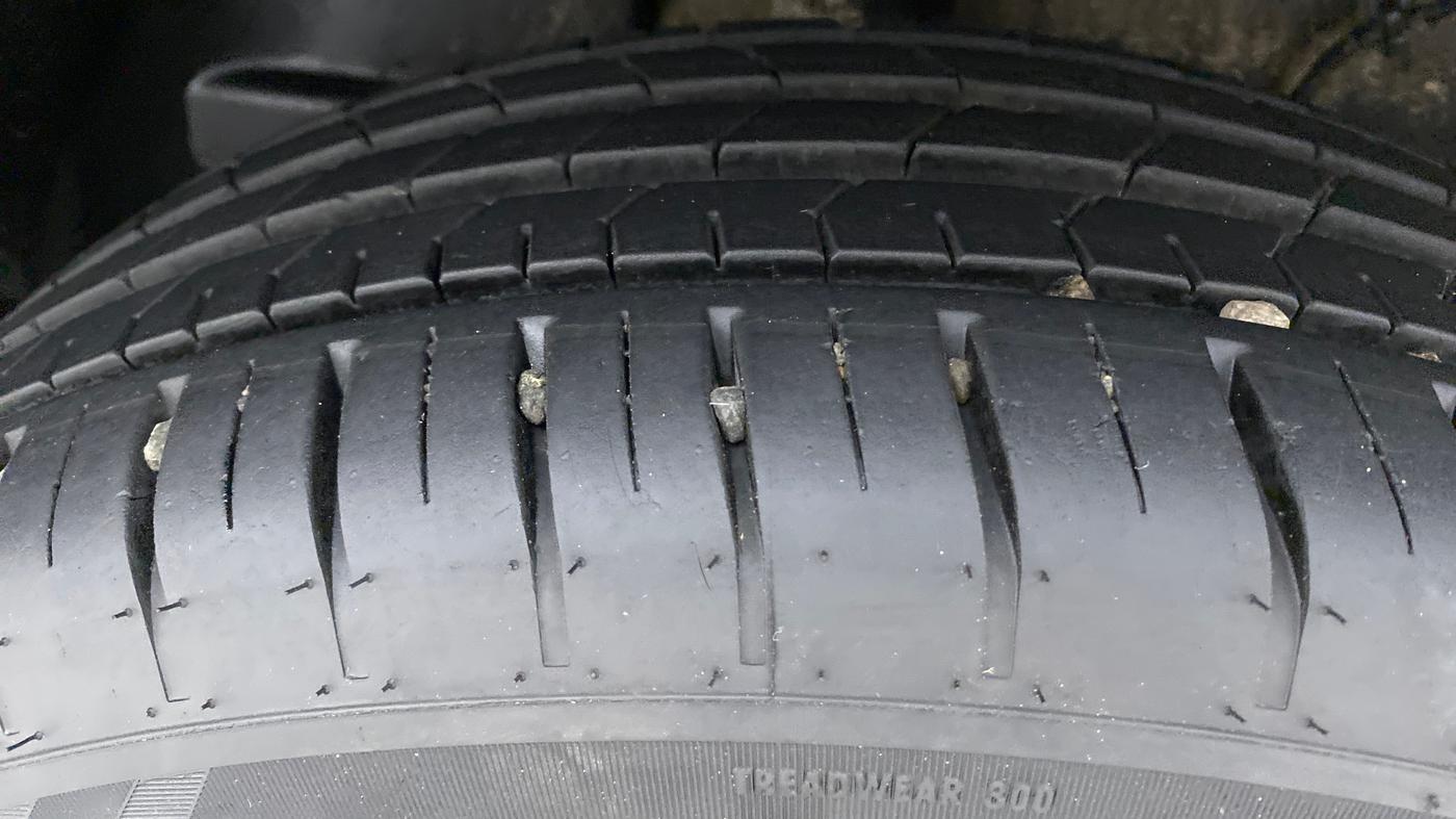 2022 Tata PUNCH ACCOMPLISHED DAZZLE PACK MT, Petrol, Manual, 3,348 km, Right Rear Tyre Tread