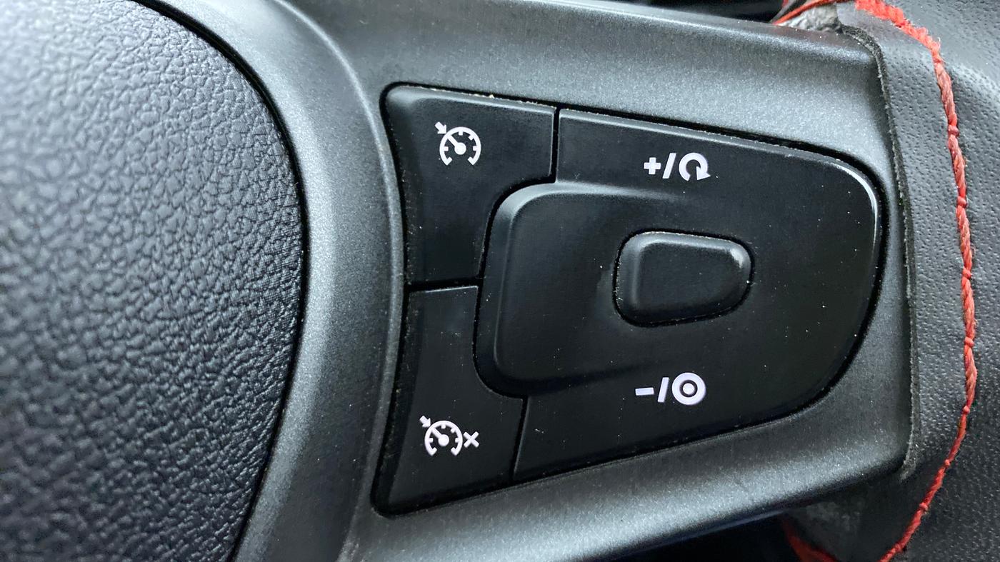 2022 Tata PUNCH ACCOMPLISHED DAZZLE PACK MT, Petrol, Manual, 3,348 km, Adaptive Cruise Control