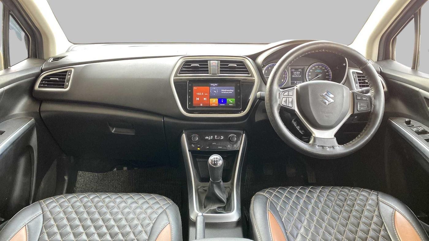 2020 Maruti S Cross ALPHA 1.5, Petrol, Manual, 28,781 km, Dashboard