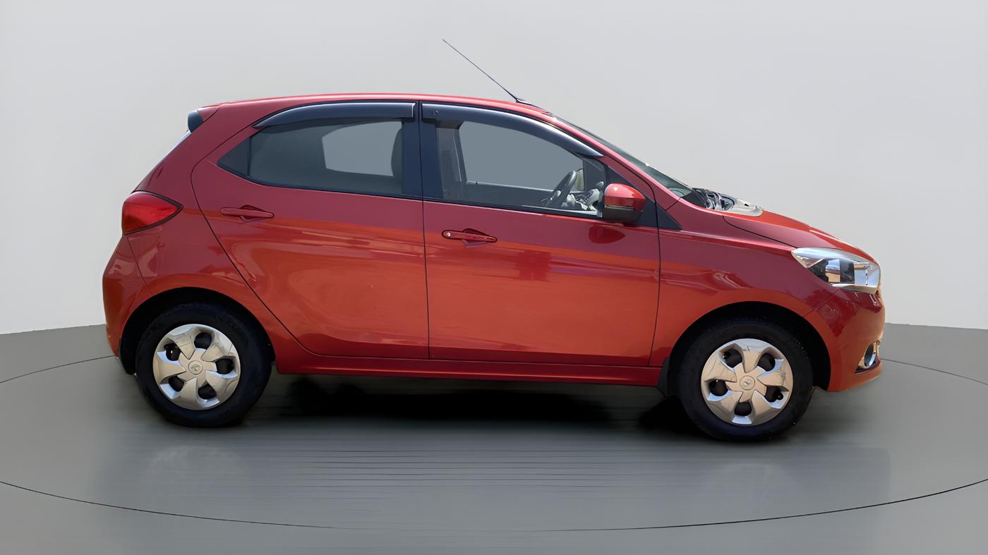 2018 Tata Tiago XZ DIESEL, Diesel, Manual, 96,192 km, Right Side View