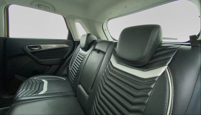 2019 Maruti Vitara Brezza ZDI PLUS DUAL TONE, Diesel, Manual, 68,208 km, Right Side Rear Door Cabin