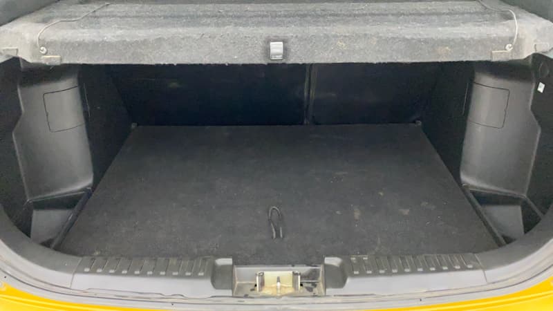 2019 Maruti Vitara Brezza ZDI PLUS DUAL TONE, Diesel, Manual, 68,208 km, Boot Inside