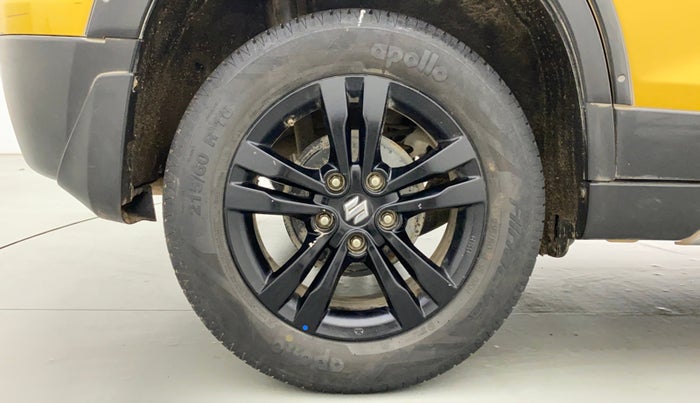 2019 Maruti Vitara Brezza ZDI PLUS DUAL TONE, Diesel, Manual, 68,208 km, Right Rear Wheel