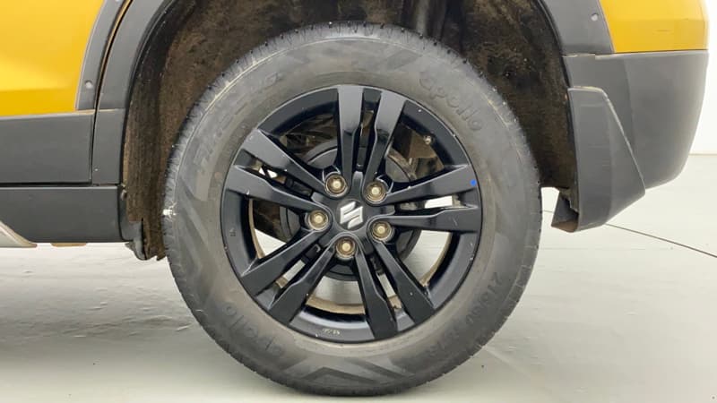 2019 Maruti Vitara Brezza ZDI PLUS DUAL TONE, Diesel, Manual, 68,208 km, Left Rear Wheel