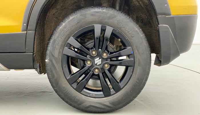 2019 Maruti Vitara Brezza ZDI PLUS DUAL TONE, Diesel, Manual, 68,208 km, Left Rear Wheel