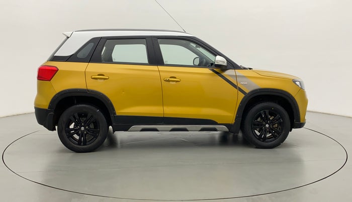 2019 Maruti Vitara Brezza ZDI PLUS DUAL TONE, Diesel, Manual, 68,208 km, Right Side View