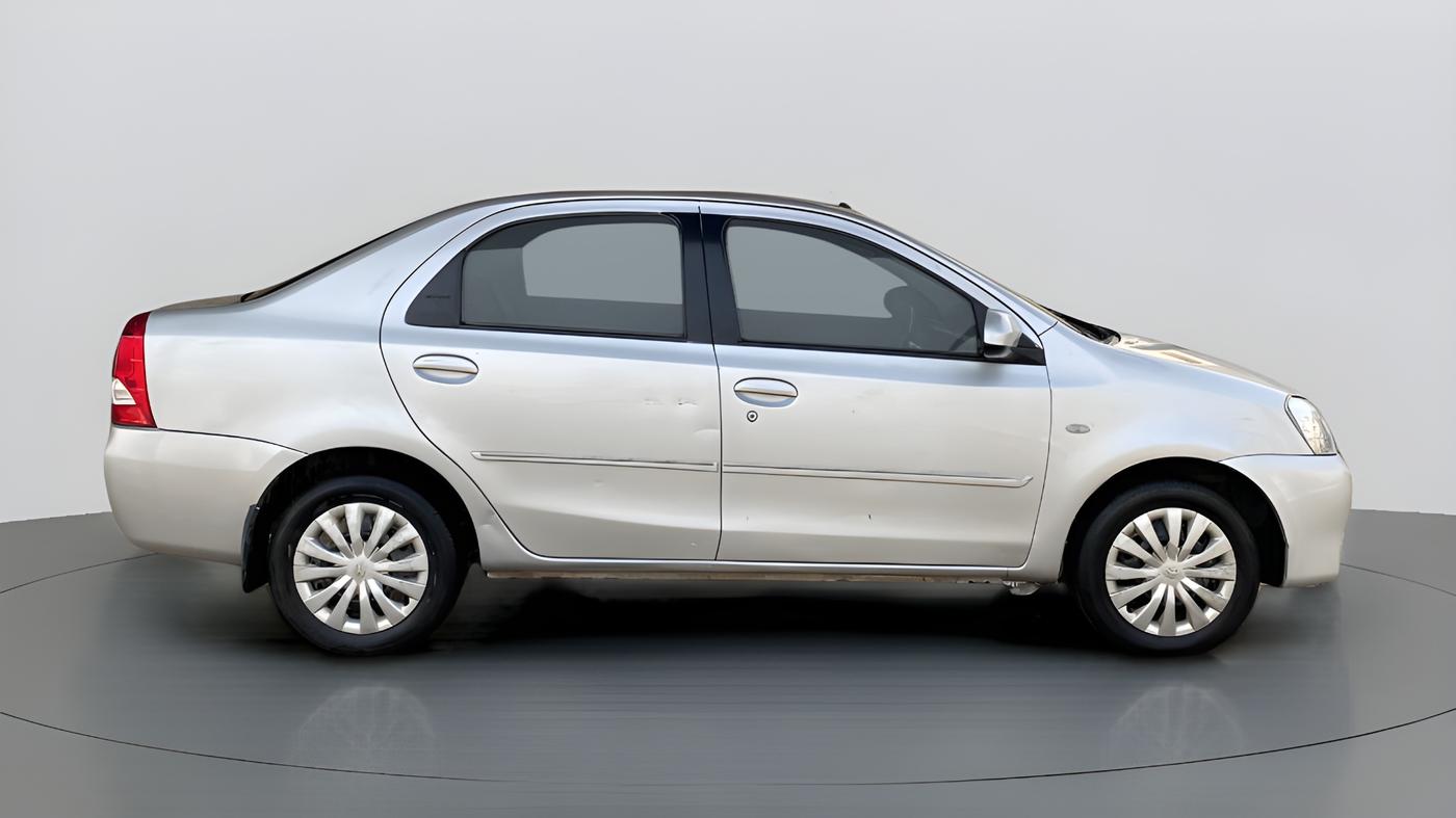 2013 Toyota Etios G, Petrol, Manual, 32,341 km, Right Side View