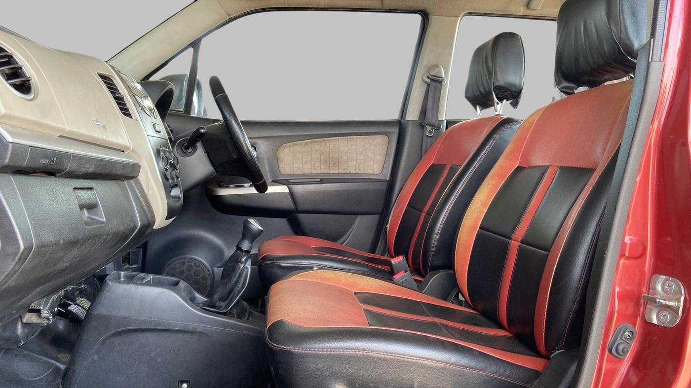 2016 Maruti Wagon R 1.0 VXI, Petrol, Manual, 52,715 km, Right Side Front Door Cabin