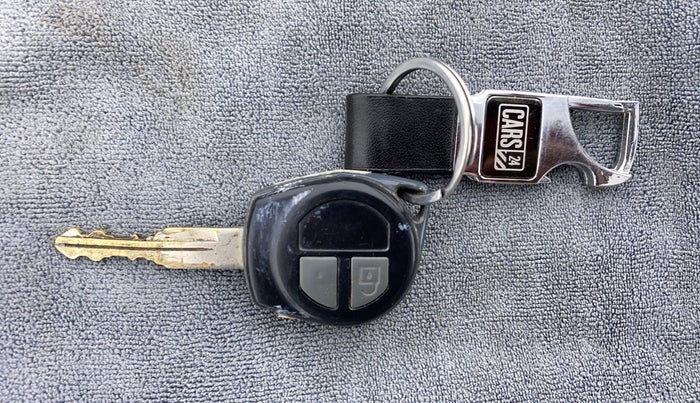 2012 Maruti Swift Dzire VXI, Petrol, Manual, 83,421 km, Key Close Up