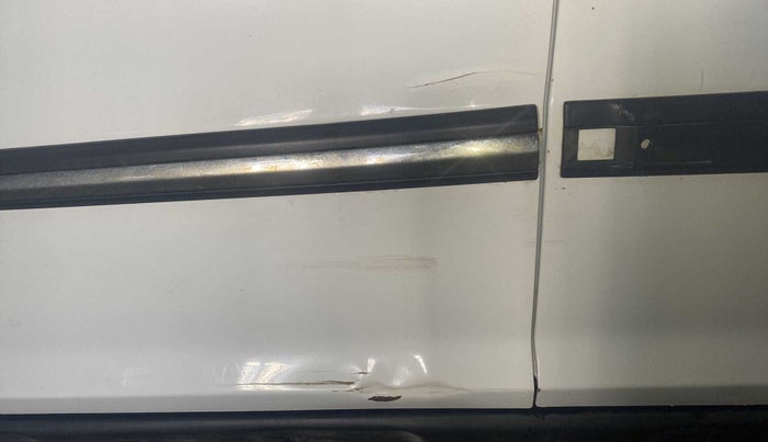 2022 Maruti S PRESSO VXI CNG, CNG, Manual, 18,602 km, Front passenger door - Slightly dented