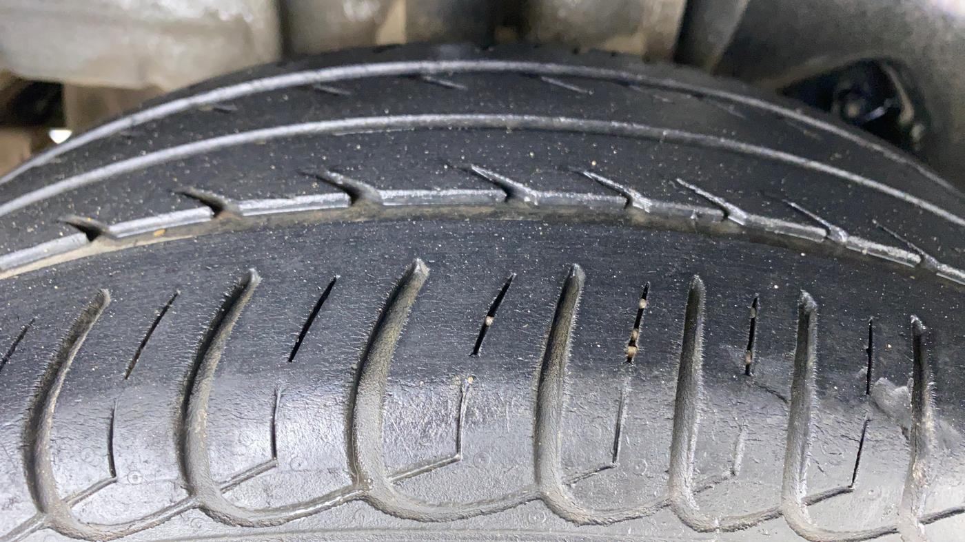 2018 Tata Tiago XZA PETROL, Petrol, Automatic, 33,106 km, Right Rear Tyre Tread
