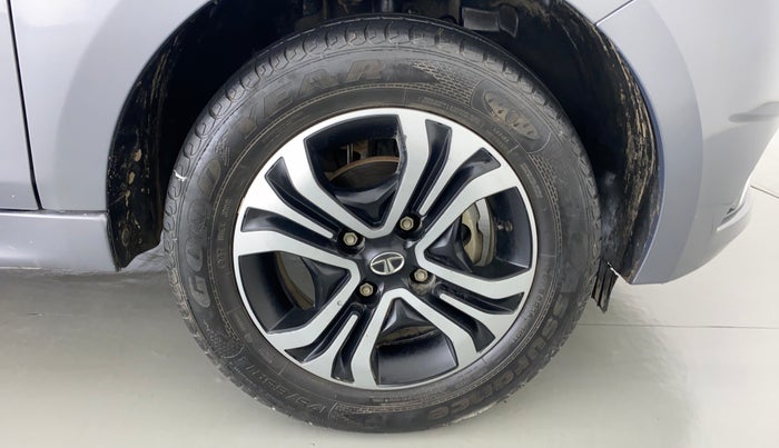 2018 Tata Tiago XZA PETROL, Petrol, Automatic, 33,106 km, Right Front Wheel
