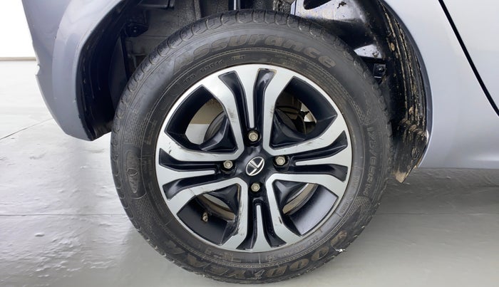 2018 Tata Tiago XZA PETROL, Petrol, Automatic, 33,106 km, Right Rear Wheel