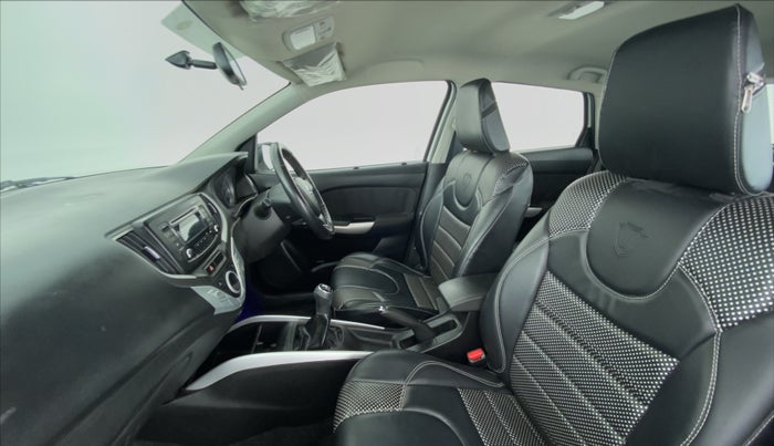 2016 Maruti Baleno DELTA PETROL 1.2, Petrol, Manual, 28,131 km, Right Side Front Door Cabin