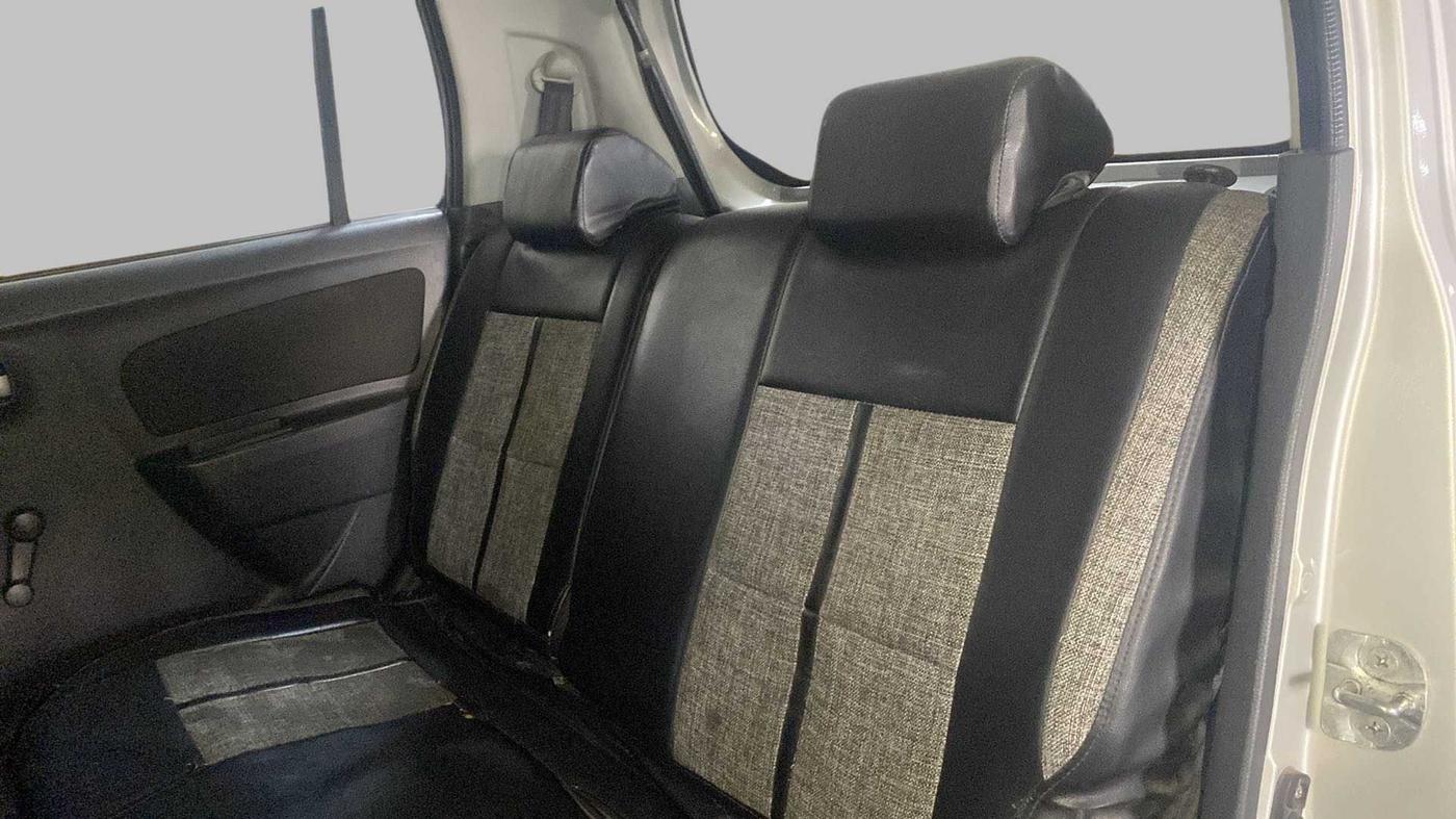 2012 Maruti Wagon R 1.0 LXI, Petrol, Manual, 93,622 km, Right Side Rear Door Cabin