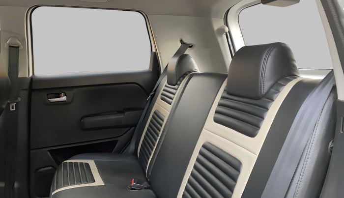 2020 Maruti New Wagon-R VXI 1.0, Petrol, Manual, 30,499 km, Right Side Rear Door Cabin