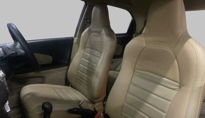 2016 Honda Brio VX AT, Petrol, Automatic, 28,144 km, Right Side Front Door Cabin