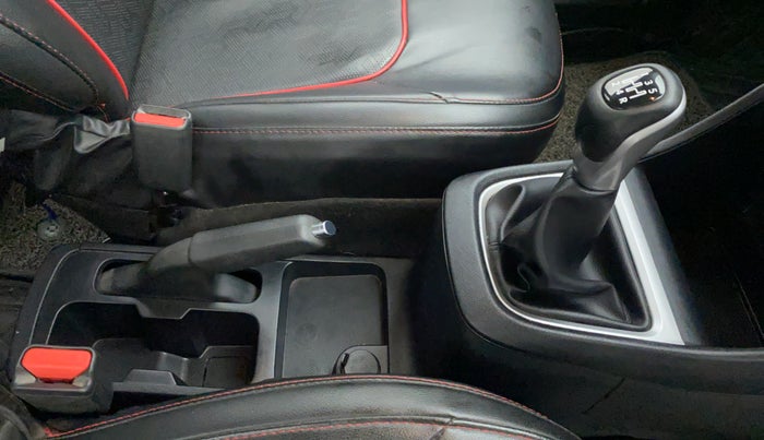 2021 Tata PUNCH CREATIVE  MT, Petrol, Manual, 23,183 km, Gear Lever