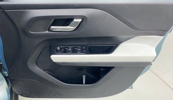 2021 Tata PUNCH CREATIVE  MT, Petrol, Manual, 23,183 km, Driver Side Door Panels Control
