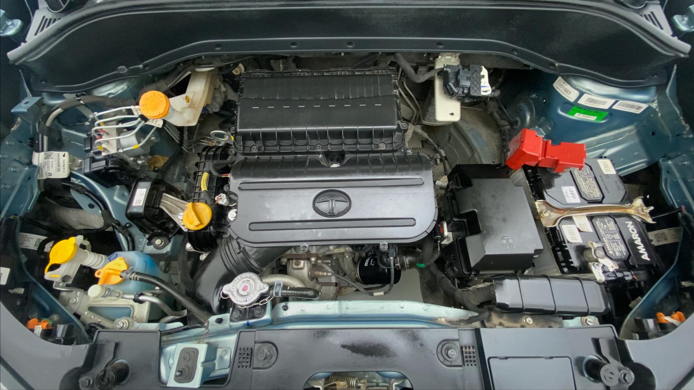 2021 Tata PUNCH CREATIVE  MT, Petrol, Manual, 23,183 km, Open Bonet