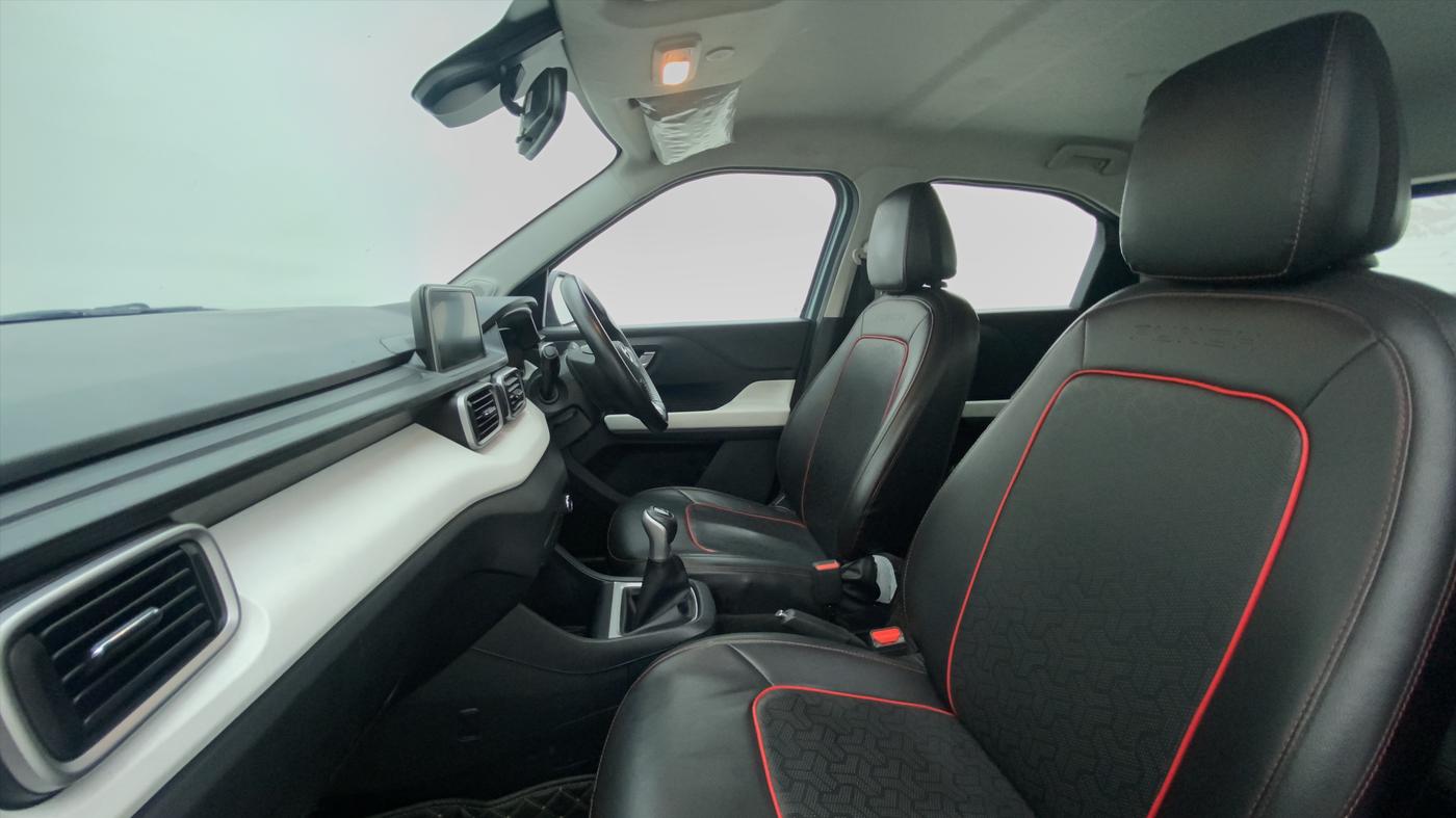 2021 Tata PUNCH CREATIVE  MT, Petrol, Manual, 23,183 km, Right Side Front Door Cabin