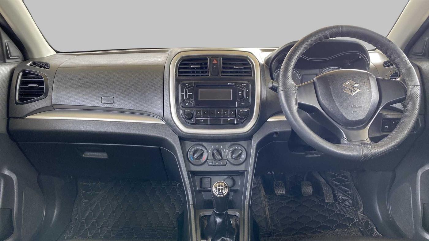 2017 Maruti Vitara Brezza VDI, Diesel, Manual, 46,052 km, Dashboard