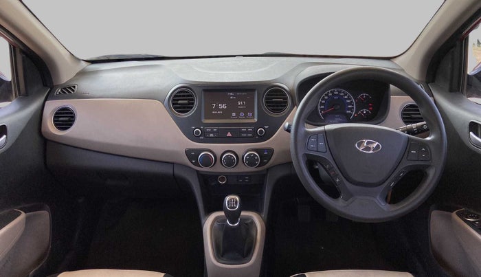 2017 Hyundai Grand i10 SPORTZ (O) 1.2 KAPPA VTVT, Petrol, Manual, 25,283 km, Dashboard