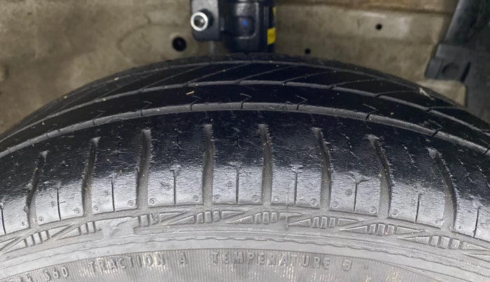 2012 Maruti Swift Dzire VXI, Petrol, Manual, 87,615 km, Right Front Tyre Tread
