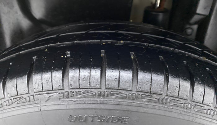 2012 Maruti Swift Dzire VXI, Petrol, Manual, 87,615 km, Left Rear Tyre Tread