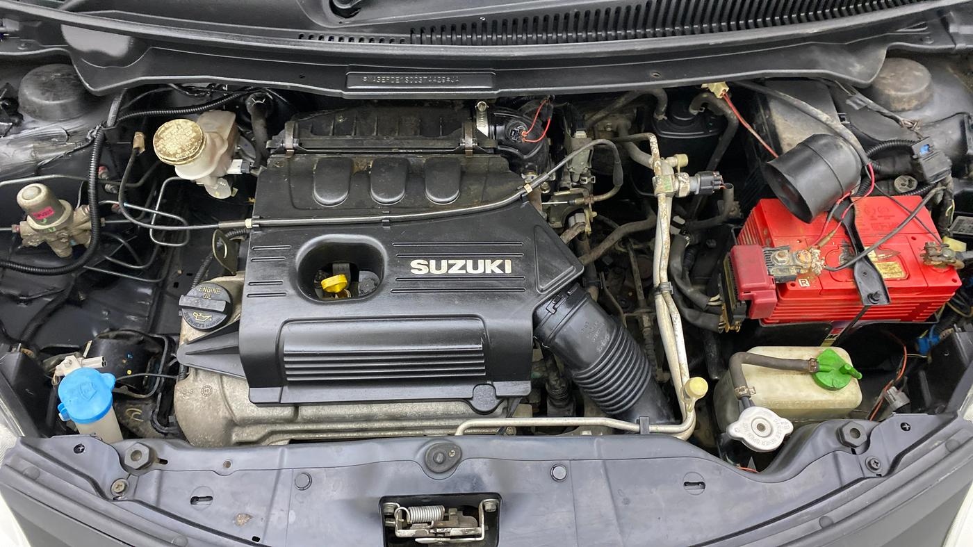 2010 Maruti A Star VXI, Petrol, Manual, 42,085 km, Open Bonet