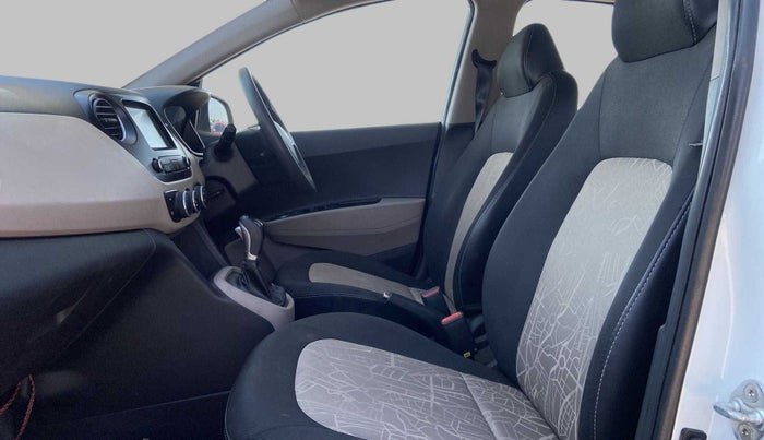 2017 Hyundai Grand i10 SPORTZ (O) AT 1.2 KAPPA VTVT, Petrol, Automatic, 62,003 km, Right Side Front Door Cabin