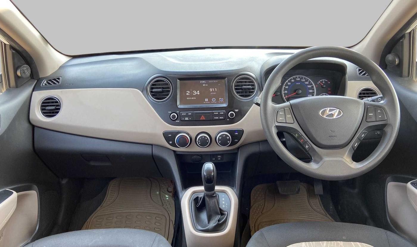2017 Hyundai Grand i10 SPORTZ (O) AT 1.2 KAPPA VTVT, Petrol, Automatic, 62,003 km, Dashboard