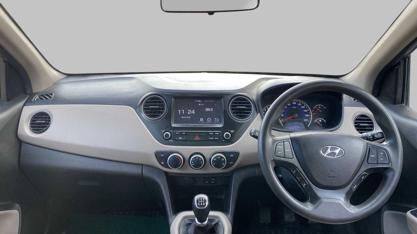2018 Hyundai Grand i10 SPORTZ 1.2 KAPPA VTVT, Petrol, Manual, 86,274 km, Dashboard