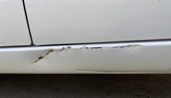 2018 Maruti Celerio VXI, Petrol, Manual, 60,652 km, Left running board - Slightly dented