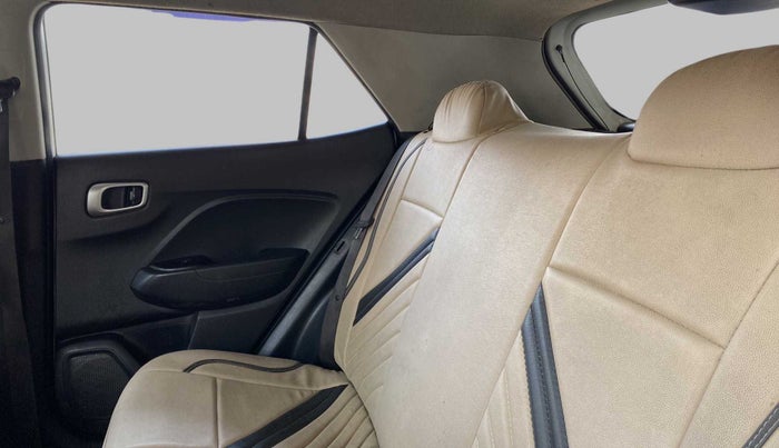 2020 Hyundai VENUE S 1.2, Petrol, Manual, 25,554 km, Right Side Rear Door Cabin