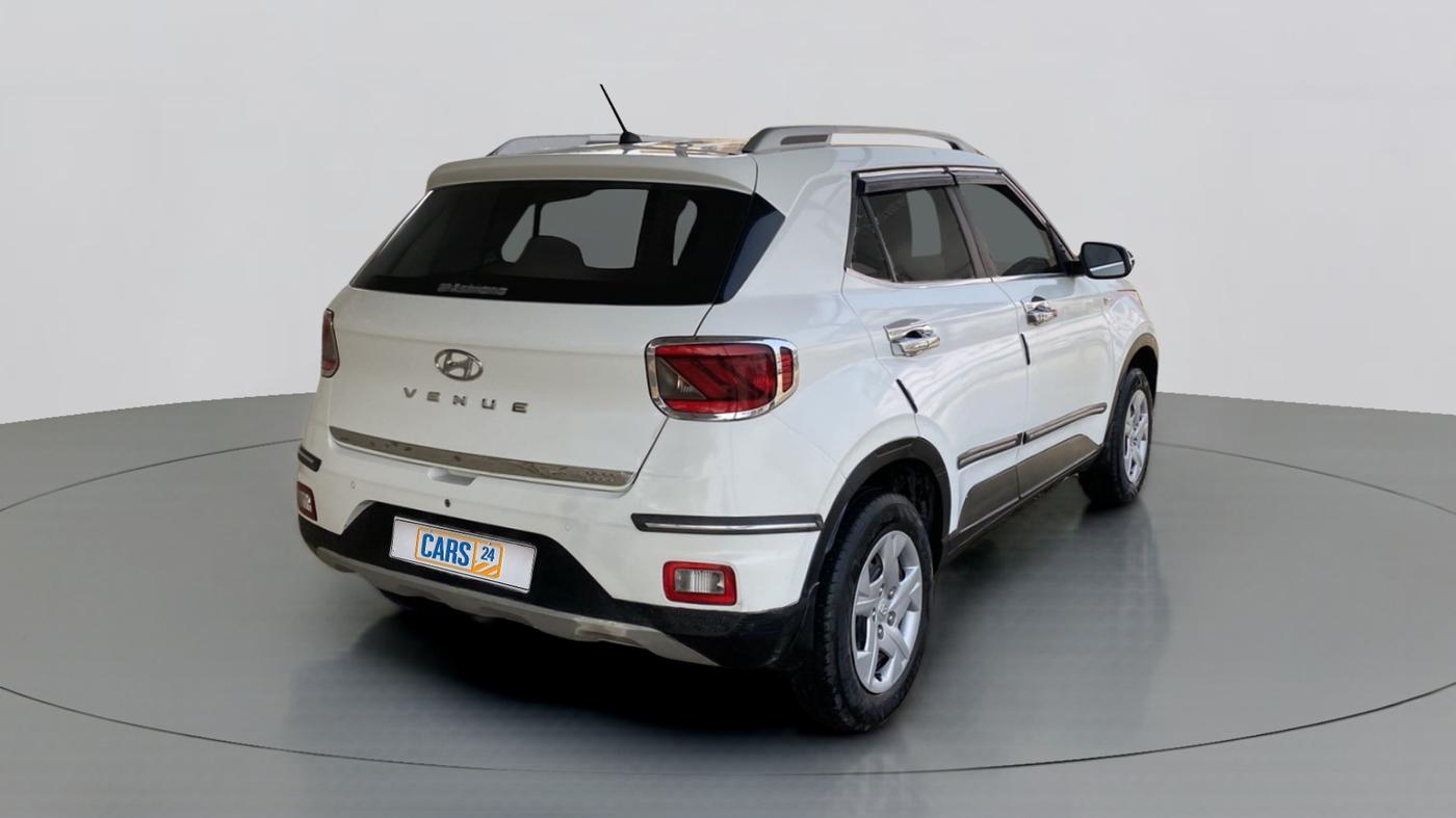 2020 Hyundai VENUE S 1.2, Petrol, Manual, 25,554 km, Right Back Diagonal