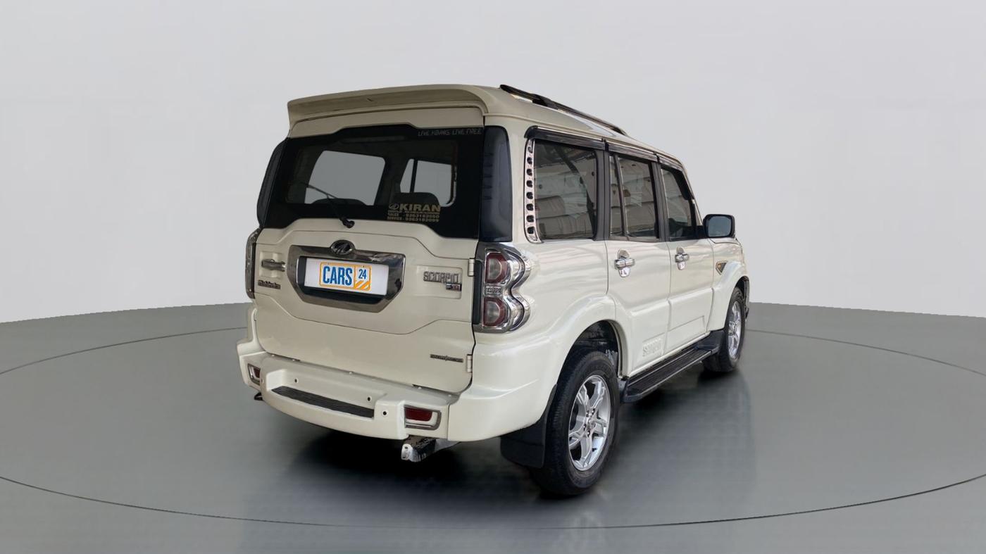 2016 Mahindra Scorpio S10, Diesel, Manual, 44,762 km, Right Back Diagonal
