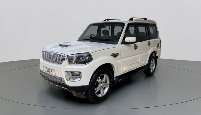 2016 Mahindra Scorpio S10, Diesel, Manual, 44,762 km, Left Front Diagonal