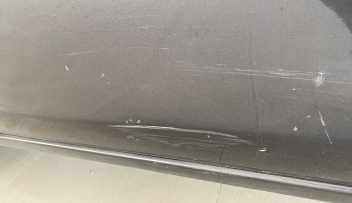 2021 Maruti Alto VXI, Petrol, Manual, 28,081 km, Front passenger door - Minor scratches
