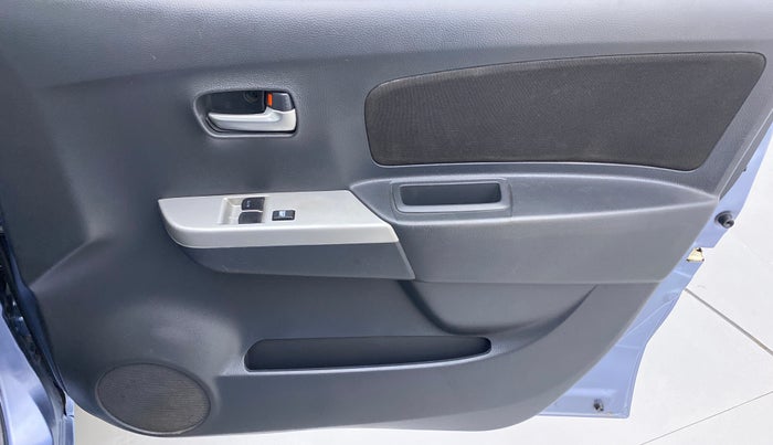 2012 Maruti Wagon R 1.0 LXI, Petrol, Manual, 76,900 km, Driver Side Door Panels Control