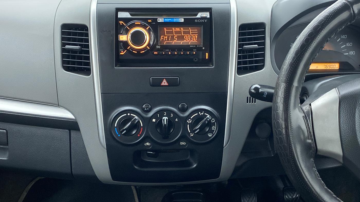 2012 Maruti Wagon R 1.0 LXI, Petrol, Manual, 76,900 km, Air Conditioner