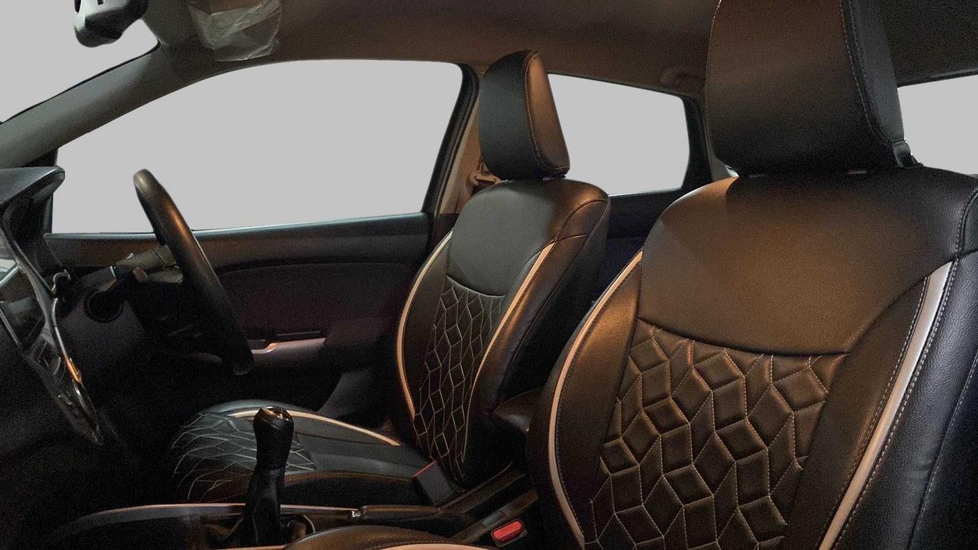 2019 Toyota Glanza V, Petrol, Manual, 47,590 km, Right Side Front Door Cabin