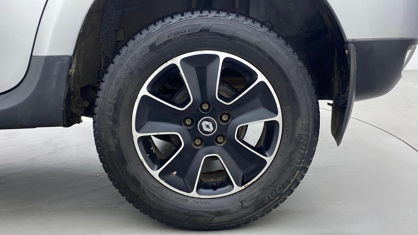 2017 Renault Duster RXZ 85 PS DIESEL, Diesel, Manual, 87,652 km, Left Rear Wheel