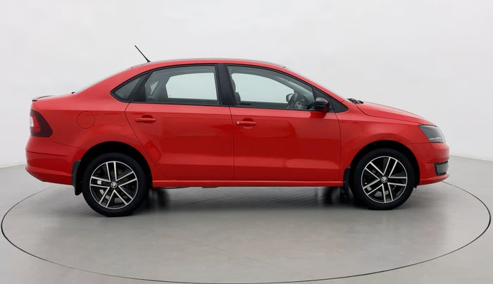 2018 Skoda Rapid STYLE 1.6 MPI MT, Petrol, Manual, 61,229 km, Right Side View