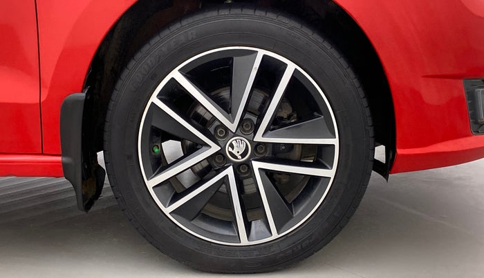 2018 Skoda Rapid STYLE 1.6 MPI MT, Petrol, Manual, 61,229 km, Right Front Wheel