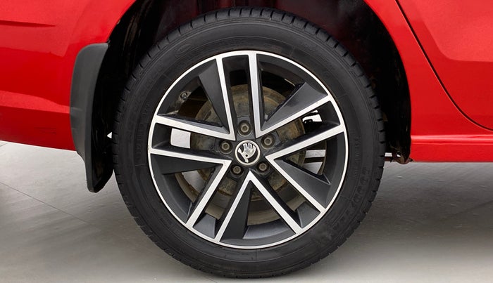 2018 Skoda Rapid STYLE 1.6 MPI MT, Petrol, Manual, 61,229 km, Right Rear Wheel