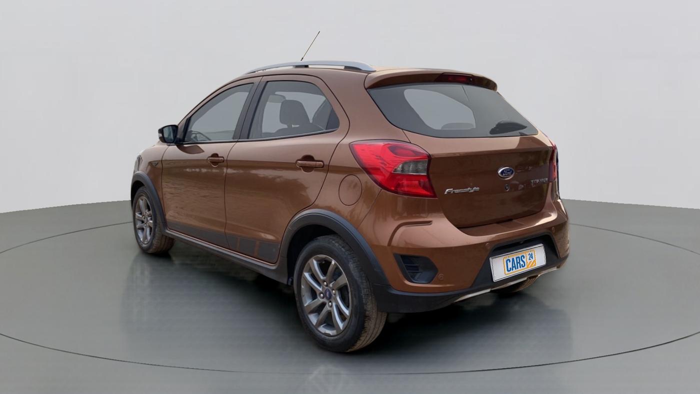 2018 Ford FREESTYLE TITANIUM 1.2 TI-VCT MT, Petrol, Manual, 43,212 km, Left Back Diagonal