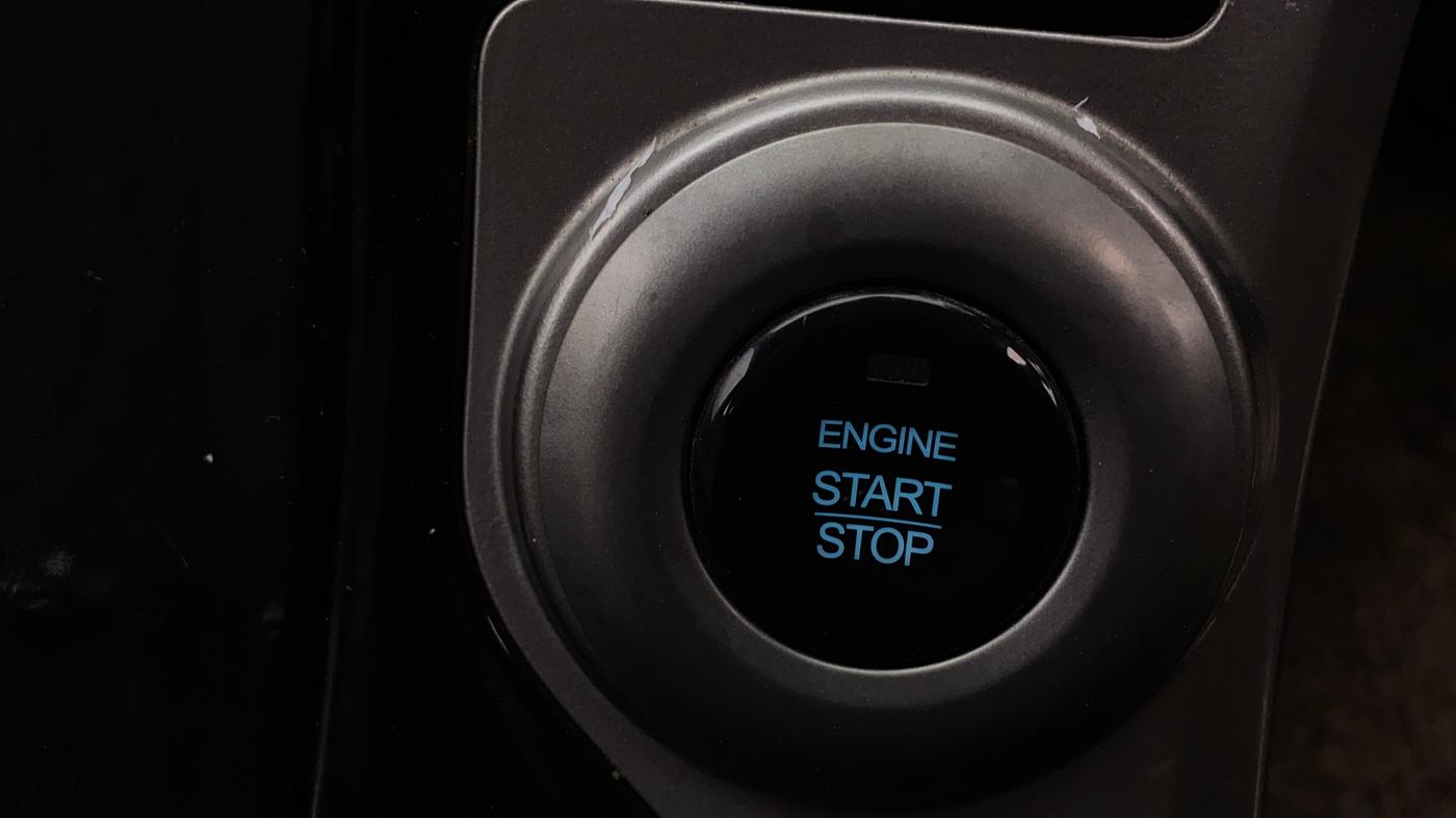 2019 Mahindra XUV500 W11, Diesel, Manual, 69,844 km, Keyless Start/ Stop Button