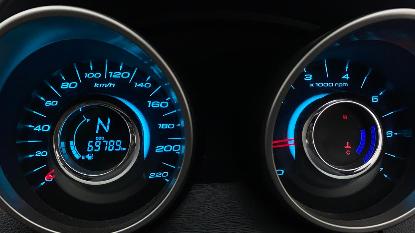 2019 Mahindra XUV500 W11, Diesel, Manual, 69,844 km, Odometer Image