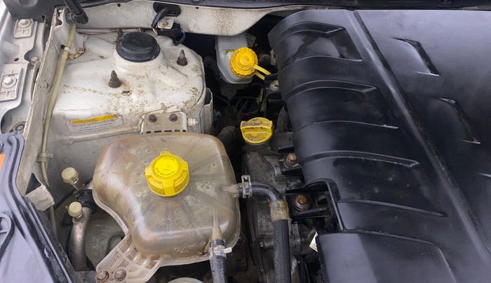 2019 Mahindra XUV500 W11, Diesel, Manual, 69,786 km, Engine View - Right